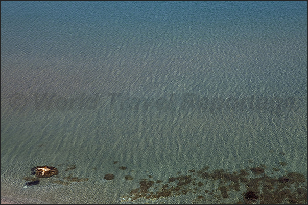 The clear waters of the Milou Bay (North Coast)