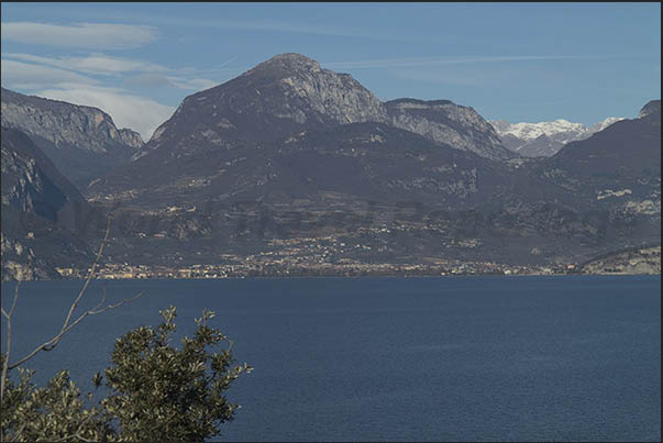 West coast between the towns of Terbole and Malcesine