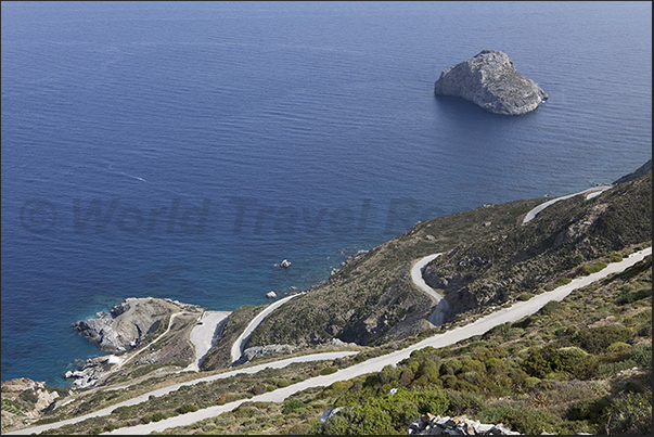 The road leading to Annas Beach on the south coast of the island near Hozoviotissis monastery