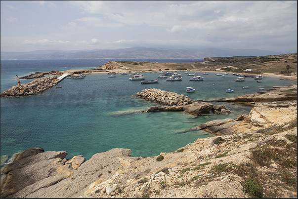 Fishing port of Potamia (west coast) and the island of Naxos on the horizon