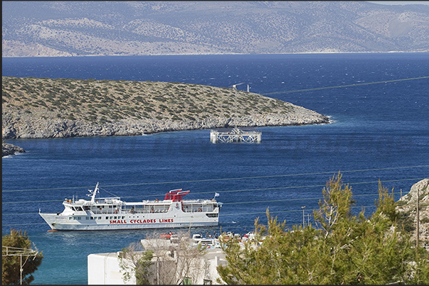 Kato Horio village, arrival port ferries. On the horizon the island of Naxos