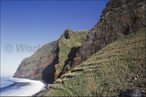Achadas da Cruz coast where you can climb the cliffs by cable car (north-west coast near Porto Moniz)