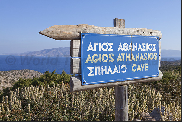 Signposts along the paths that lead visitors to the most unknown corners of the island