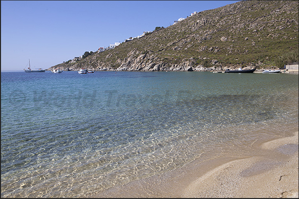 South coast. Psarou Bay. Smaller bay of the larger bay of Platys Ghialos