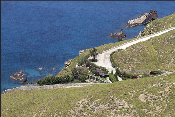 Panormos Bay, hidden villas on the east side of the bay