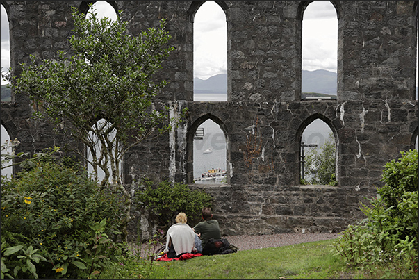 Mc Caig's Tower (19th century) imitation of the Colosseum but unfinished due to the death of John Mc Caig