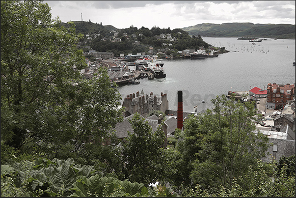 The gulf in front of the town of Oban on the west coast of Scotland