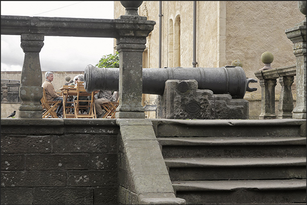 Stirling, tea time under the castle walls