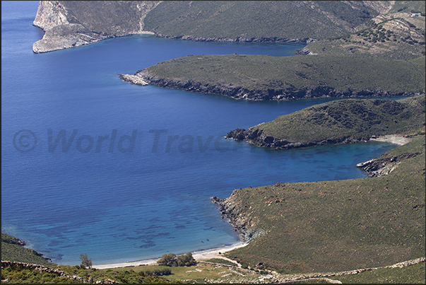 Northwest coast, Lia beach and the bays of Marmari and Grammata