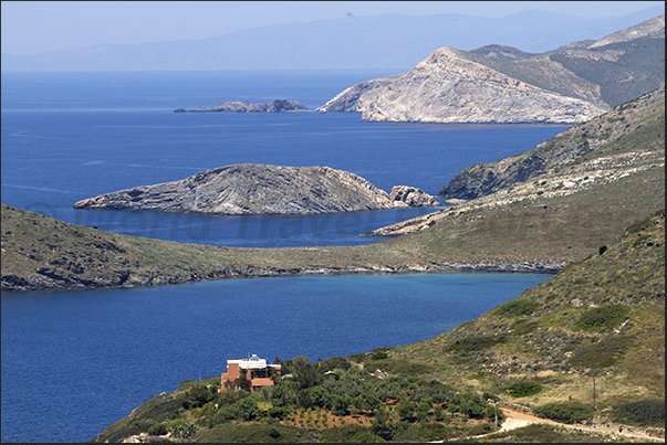 South coast, near Megas Gialos bay