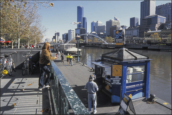 The neighborhoods along the Yarra River. Meeting place of the inhabitants of Melbourne