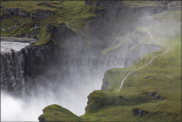 Hafragilsfoss waterfalls
