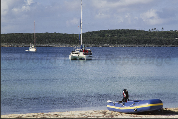Many boats arriving on the coast of Eleuthera especially from the neighboring island of Nassau