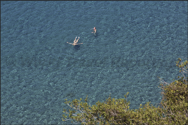 The clear waters of Kalamitsa Bay