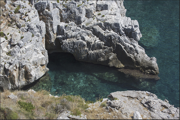 The wild cliffs of Trachila