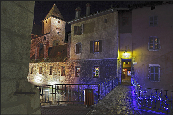 Lights and colors in the old town of Annecy