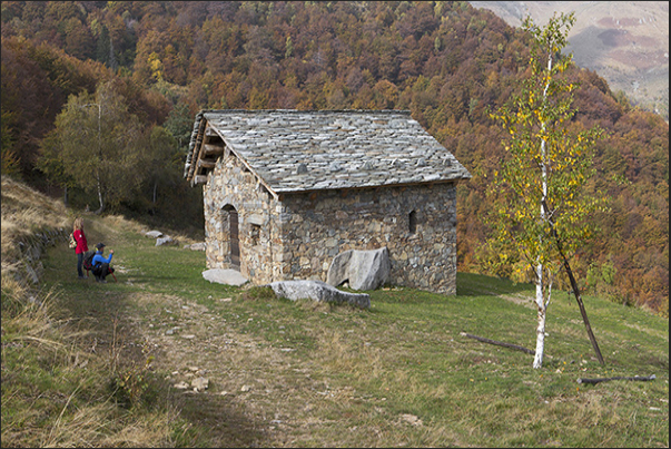 The small Maria Hermitage, a resting place and reflection for many hikers