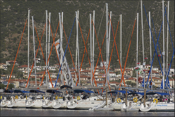 Yacht charter in the port of Paralia Tyrou