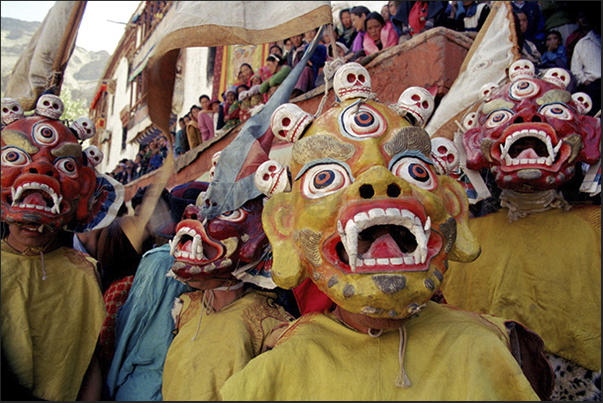 The monks dance in their traditional costumes, a considerable effort since the dances are held at over 3500 m altitude